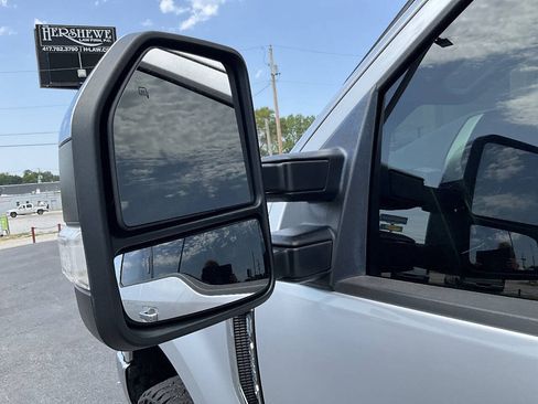 Used 2018 Ford F250 Lariat w/ Chrome Package AWD/4WD image 39