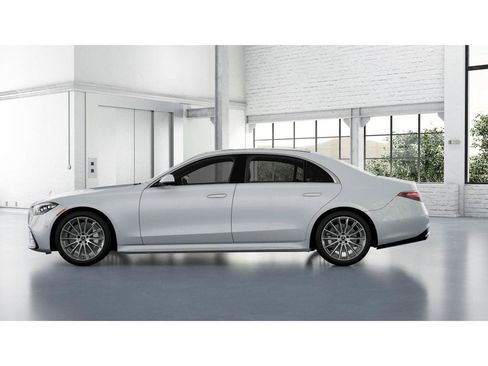 New 2026 Mercedes-Benz S 580 4MATIC Sedan image 34
