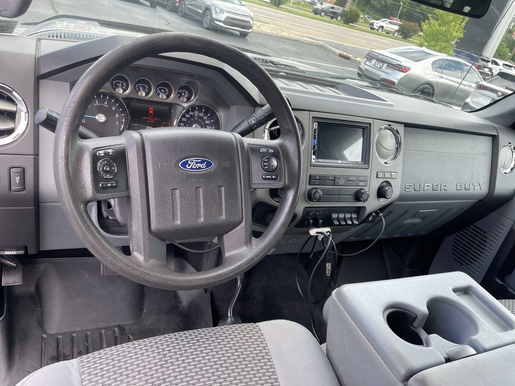 Used 2012 Ford F250 XLT w/ XLT Premium Pkg AWD/4WD image 11