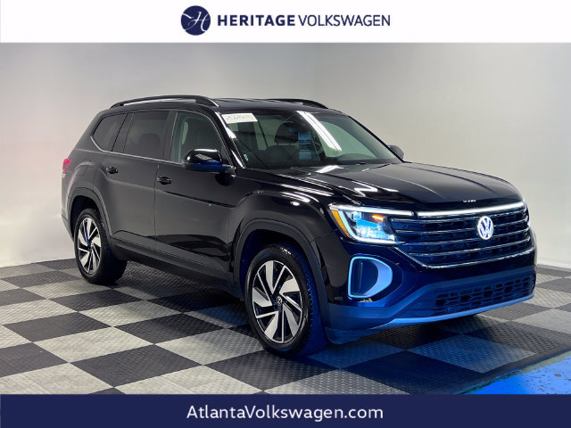 Certified 2024 Volkswagen Atlas SE FWD image 1