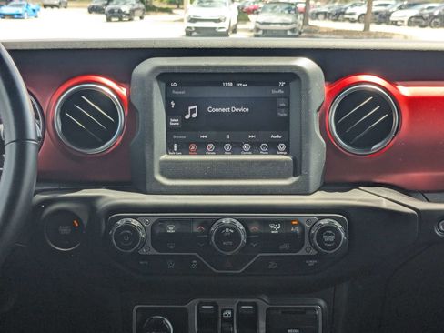 Used 2021 Jeep Wrangler Unlimited Rubicon AWD/4WD image 23
