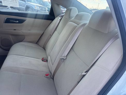 Used 2014 Nissan Altima 2.5 SV FWD image 12