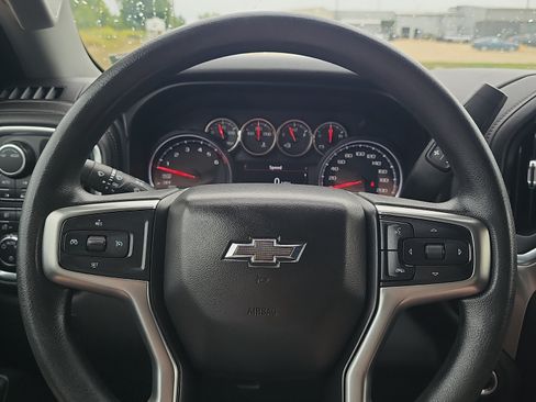 Used 2020 Chevrolet Silverado 1500 RST w/ Bed Protection Package AWD/4WD image 25