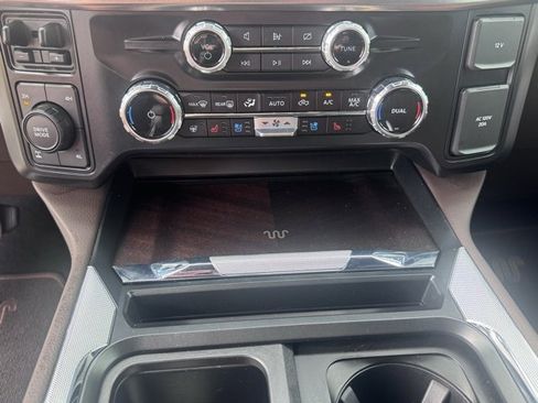 Used 2024 Ford F250 King Ranch w/ FX4 Off-Road Package image 32