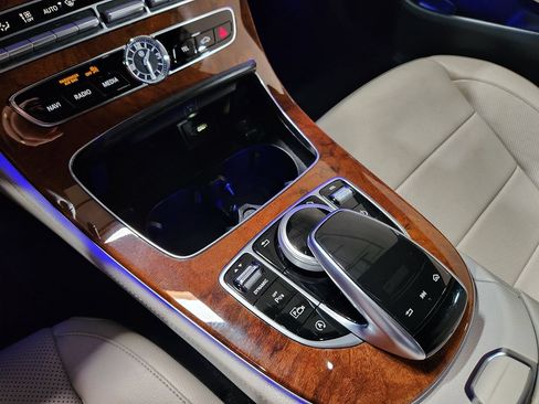 Used 2019 Mercedes-Benz E 450 4MATIC Sedan image 35