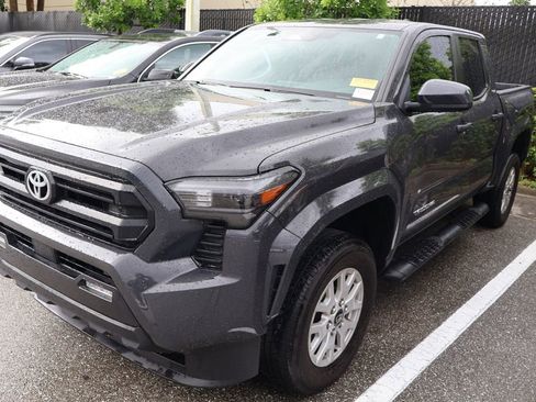 Used 2024 Toyota Tacoma SR5 RWD image 2