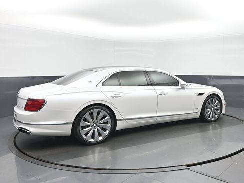 Used 2020 Bentley Flying Spur W12 AWD/4WD image 3