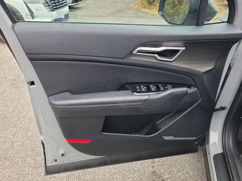 Used 2024 Kia Sportage X-Line w/ X-Line Premium Package image 10