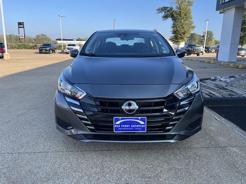 Used 2024 Nissan Versa SV image 27