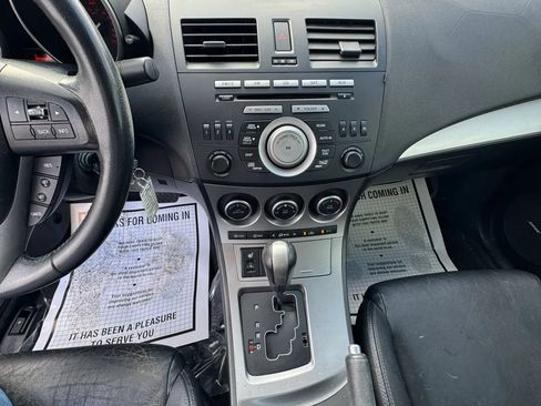 Used 2011 MAZDA MAZDA3 s Grand Touring FWD image 17
