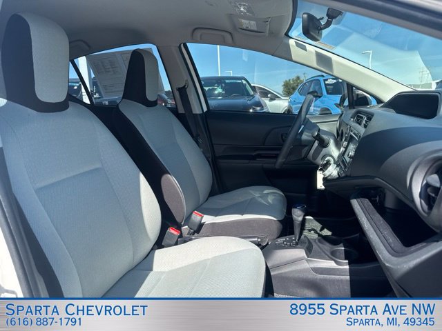 Used 2016 Toyota Prius C One FWD image 27