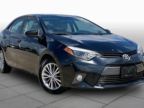 Used 2015 Toyota Corolla LE image 3
