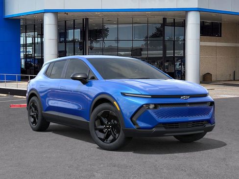 New 2026 Chevrolet Equinox EV LT image 7