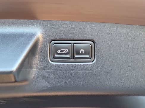 Certified 2025 Hyundai Santa Fe Limited image 19