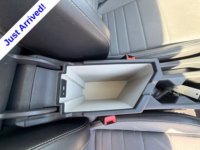 Used 2025 Volkswagen Jetta SE FWD image 26