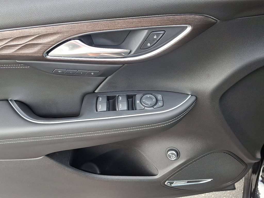Certified 2023 Buick Envision Avenir AWD/4WD image 13
