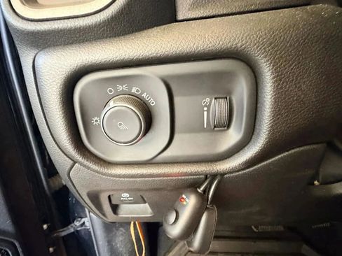 Used 2022 RAM 1500 Tradesman RWD image 12