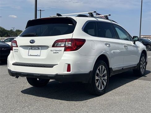 Used 2017 Subaru Outback 3.6R Touring w/ Popular Package #5A image 28