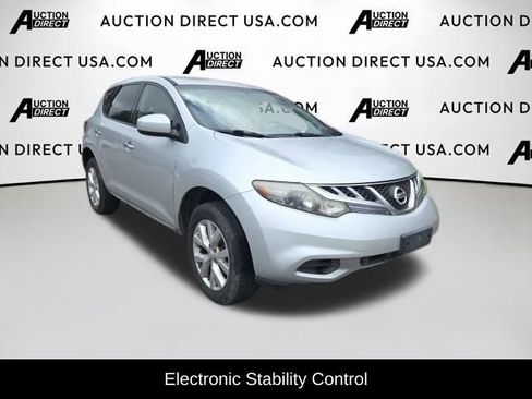 Used 2013 Nissan Murano S image 3