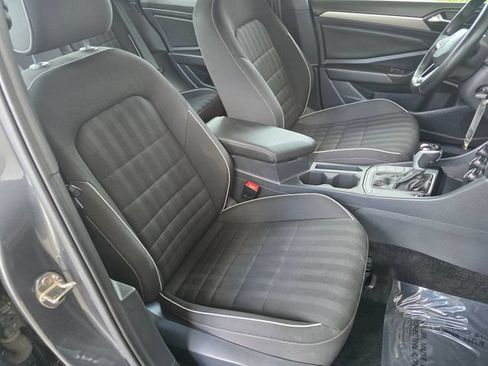 Used 2024 Volkswagen Jetta Sport FWD image 10