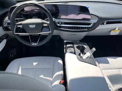 New 2026 Cadillac Lyriq Luxury image 13