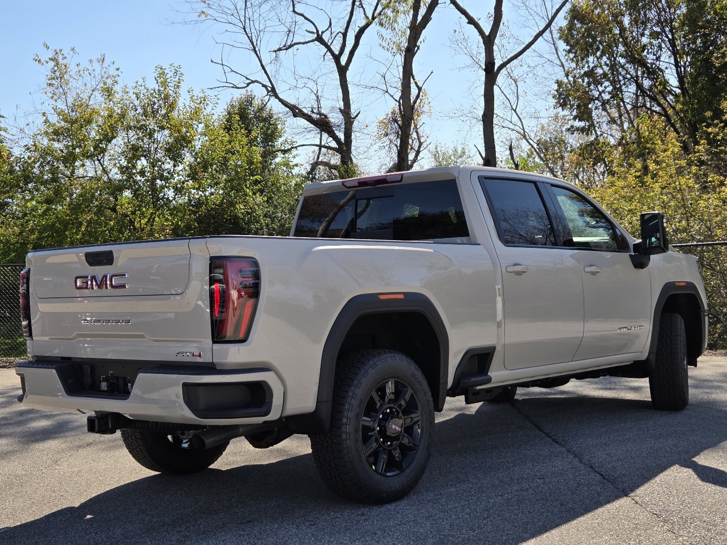 New 2026 GMC Sierra 2500 AT4 AWD/4WD image 18