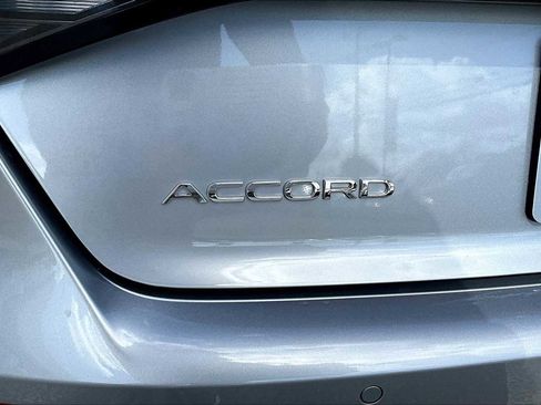 Used 2025 Honda Accord EX-L image 32