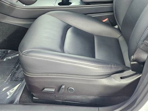 Used 2022 Tesla Model 3 Long Range image 18