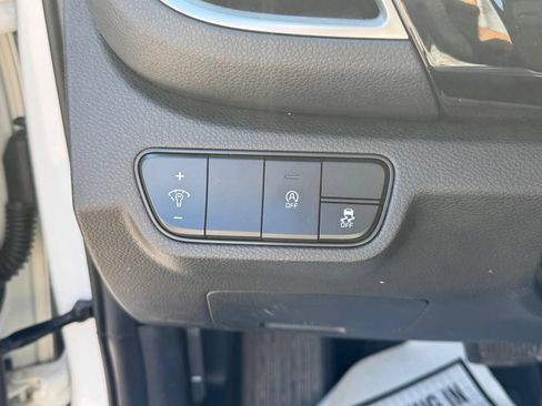 Used 2024 Kia Seltos S AWD/4WD image 12