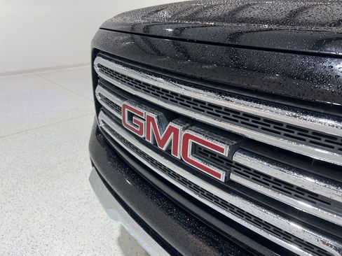 Used 2015 GMC Canyon SLE w/ All-Terrain Package image 24