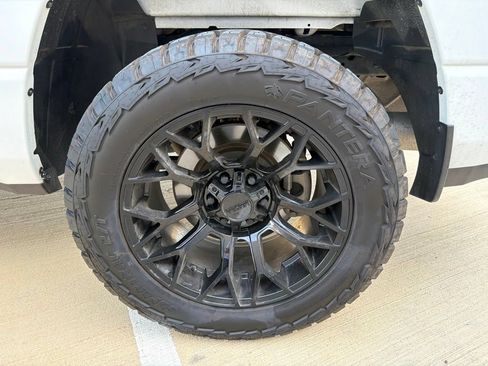 Used 2023 RAM 1500 Laramie AWD/4WD image 26