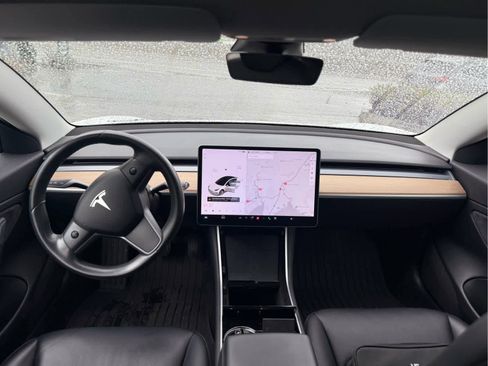 Used 2018 Tesla Model 3 Long Range image 6