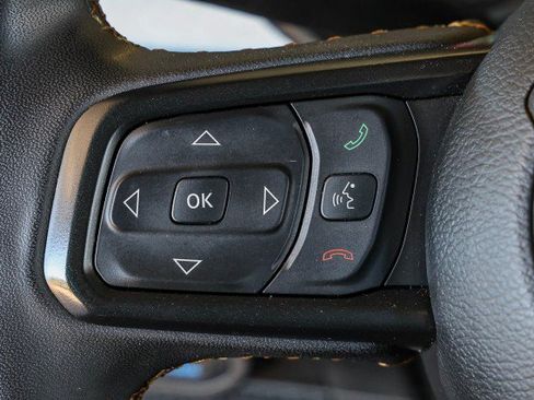 Used 2024 Jeep Wrangler Unlimited AWD/4WD image 25