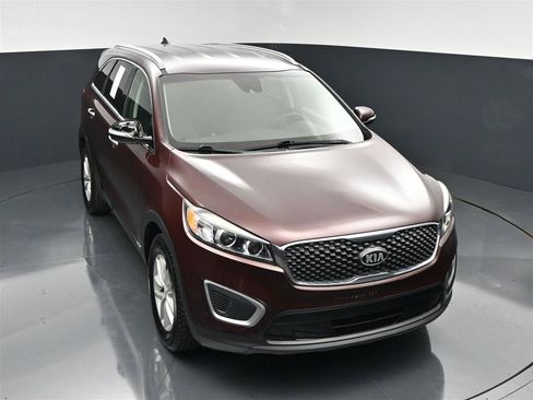 Used 2018 Kia Sorento AWD image 21
