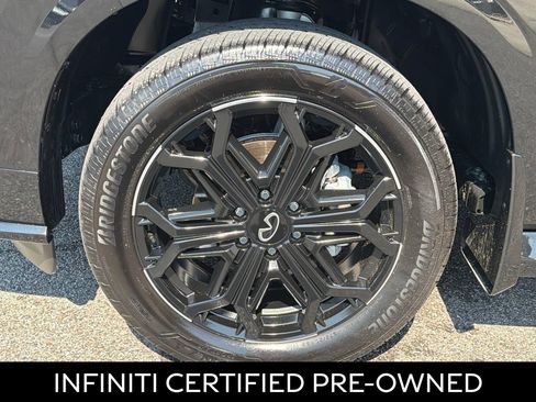 Certified 2026 INFINITI QX80 4WD image 16