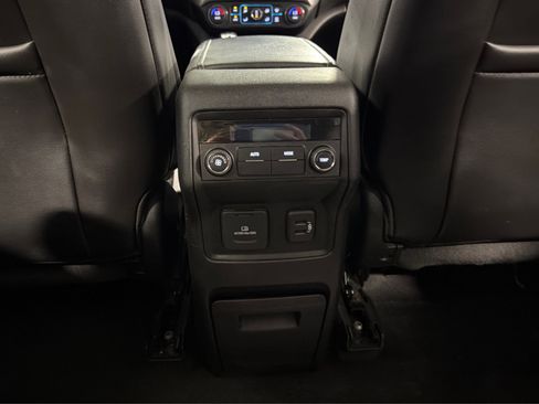 Used 2019 GMC Acadia SLT w/ LPO, Floor Liner Package AWD/4WD image 37