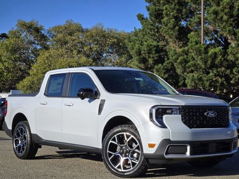 New 2025 Ford Maverick Lariat w/ 4K Tow Package AWD/4WD image 2