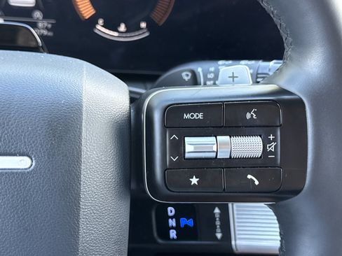 Certified 2025 Hyundai Santa Fe SEL FWD image 23