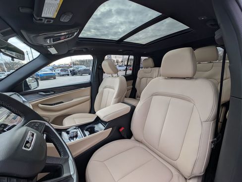 New 2026 Jeep Grand Cherokee Limited w/ Limited Altitude Package image 13