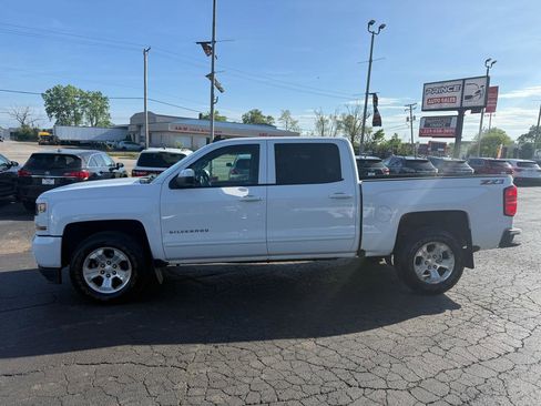 Used 2018 Chevrolet Silverado 1500 LT w/ All Star Edition AWD/4WD image 4