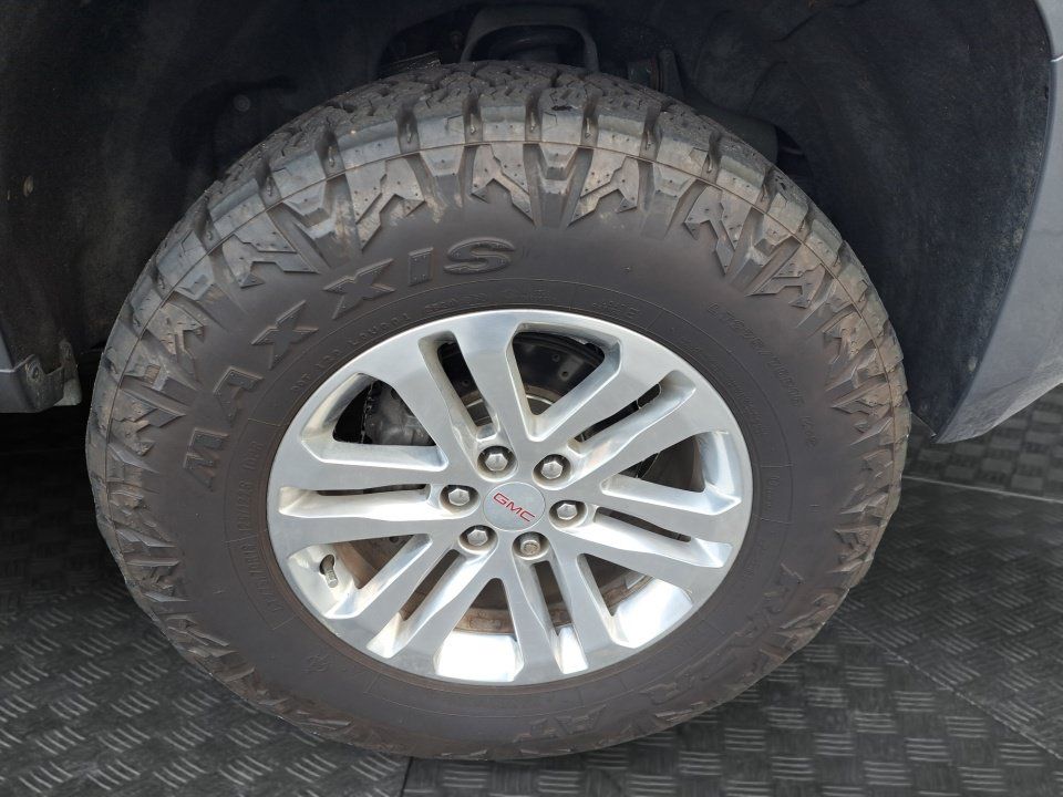 Used 2019 GMC Canyon SLT w/ Driver Alert Package AWD/4WD image 15