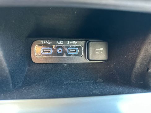 Used 2020 Jeep Grand Cherokee Limited w/ Trailer Tow Group IV image 34