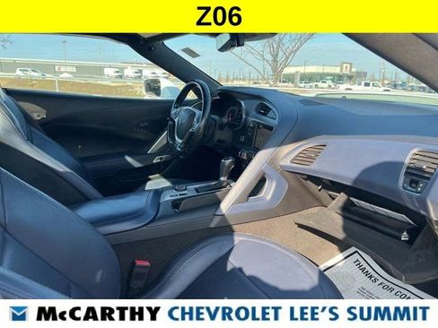 Used 2016 Chevrolet Corvette Z06 w/ 3LZ Preferred Equipment Group image 26