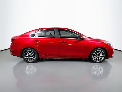 Used 2021 Kia Forte EX image 3