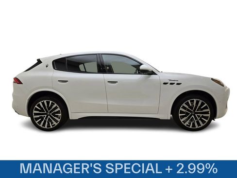 Used 2025 Maserati Grecale Modena AWD/4WD image 6