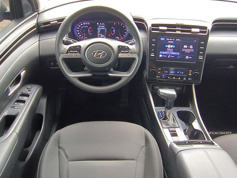 Certified 2024 Hyundai Tucson SEL FWD image 12
