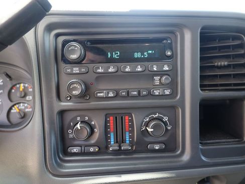 Used 2007 Chevrolet Silverado 3500 LT w/ Heavy-Duty Power Package AWD/4WD image 30