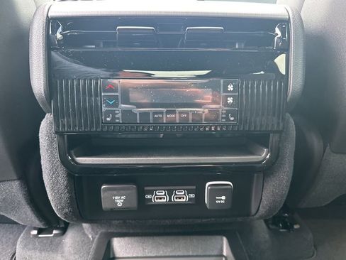 New 2026 Jeep Grand Wagoneer Limited w/ Premium Group II AWD/4WD image 31