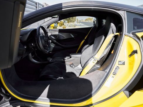 Used 2019 McLaren 600LT image 29