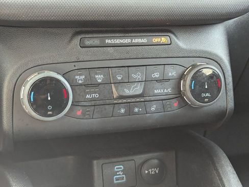 Used 2022 Ford Bronco Sport Outer Banks w/ Tech Package AWD/4WD image 19